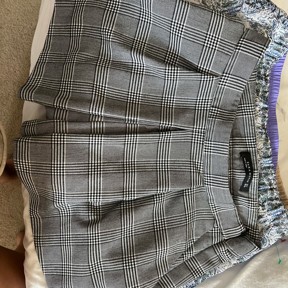 Zara skirt with built in shorts